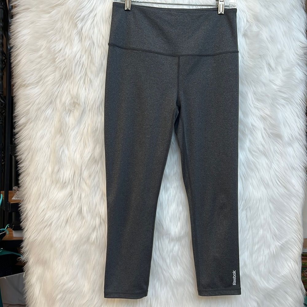 Reebok high waisted marled gray cropped leggings